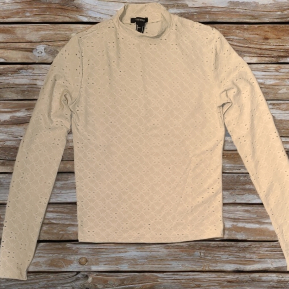 3/$15 Forever 21 Cream Long Sleeve Top